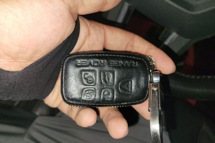 Used Land Rover Discovery Sport 2018 240 PS HSE Version Vehicle Key