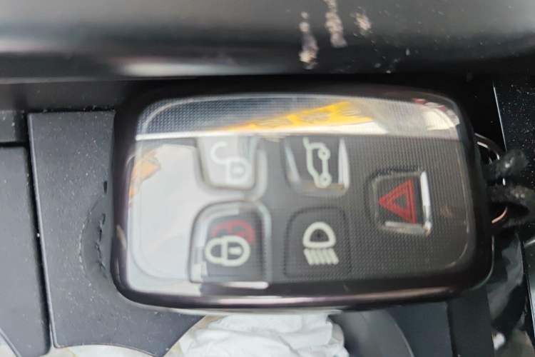 Used Land Rover Discovery Sport 2018 240 PS SE Version Vehicle Key