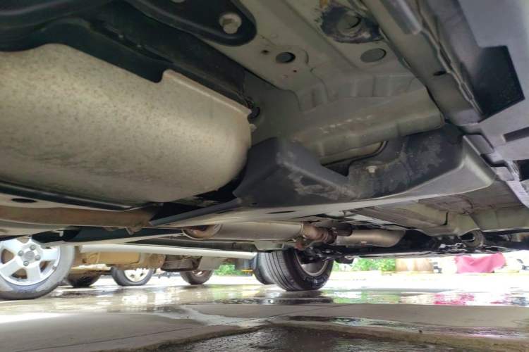 Used Land Rover Discovery Sport 2019 240 PS SE Version China VI Standard Chassis Rear Right