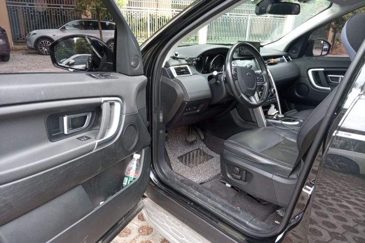 Used Land Rover Discovery Sport 2019 240 PS SE Version China VI Standard Driver Seat