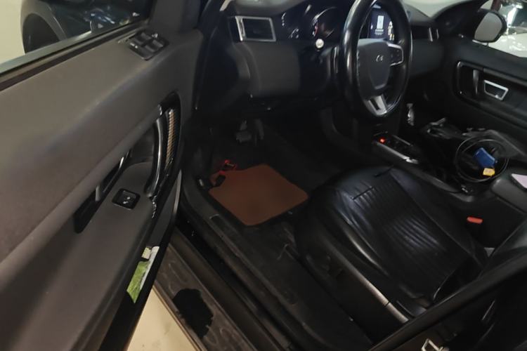 Used Land Rover Discovery Sport 2019 240 PS PURE Edition China V Standard Driver Seat