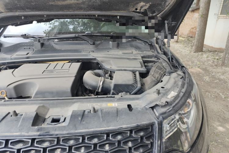 Used Land Rover Discovery Sport 2019 240 PS HSE Version China VI Standard Engine Bay Left