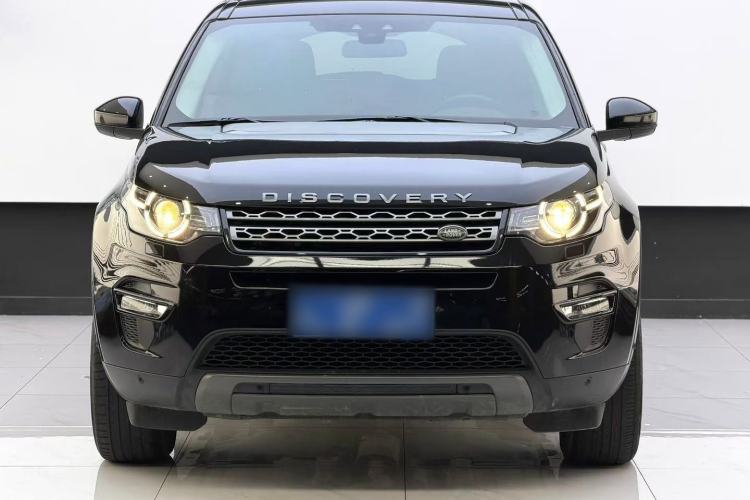 Used Land Rover Discovery Sport 2019 240 PS SE Version China VI Standard Exterior 1