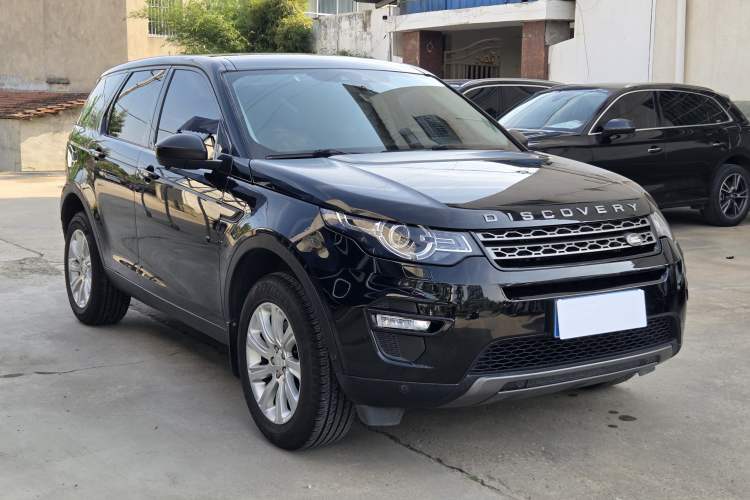 Used Land Rover Discovery Sport 2019 240 PS SE Version China VI Standard Exterior 3