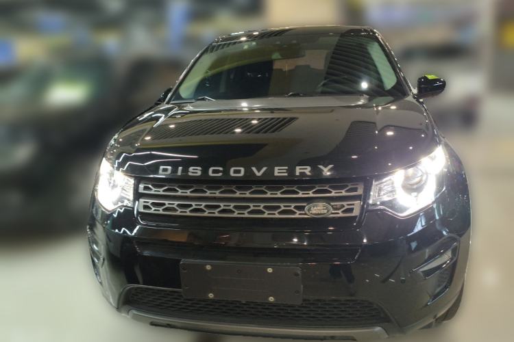 Used Land Rover Discovery Sport 2019 240 PS SE Version China VI Standard Front
