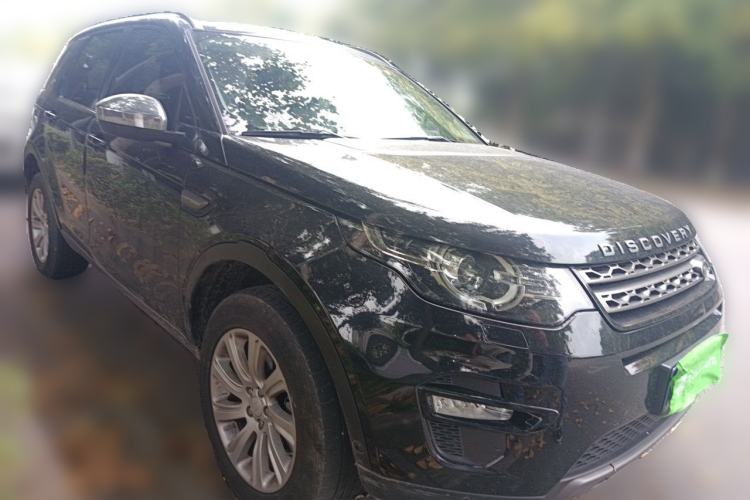 Used Land Rover Discovery Sport 2019 240 PS SE Version China V Standard Front Right 45 Deg
