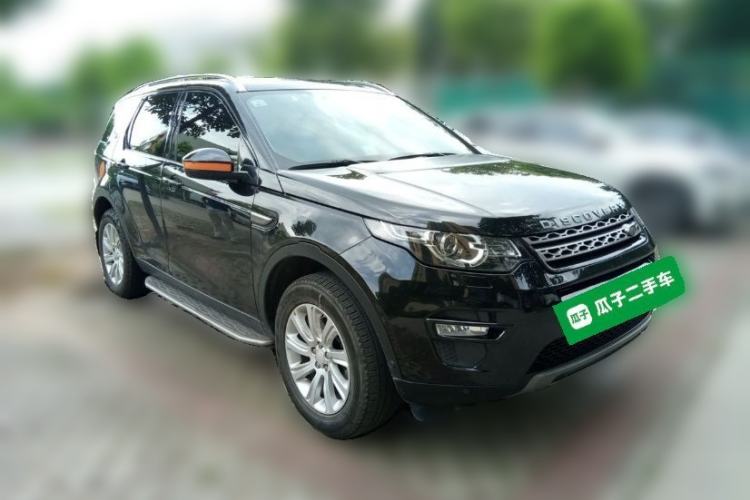 Used Land Rover Discovery Sport 2019 240 PS SE Version China VI Standard Front Right 45 Deg