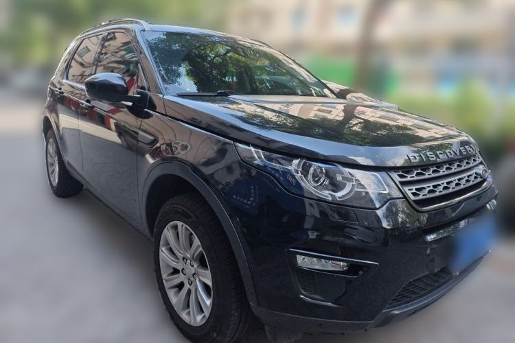 Used Land Rover Discovery Sport 2019 240 PS PURE Edition China VI Standard Front Right 45 Deg