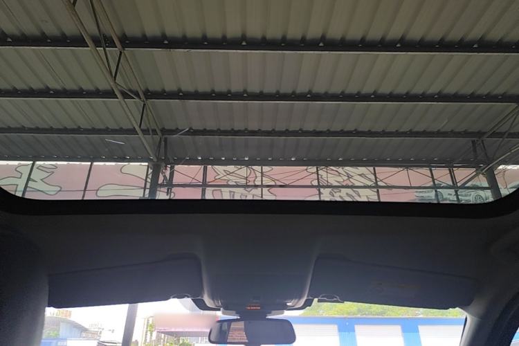 Used Land Rover Discovery Sport 2019 240 PS SE Version China VI Standard Headliner