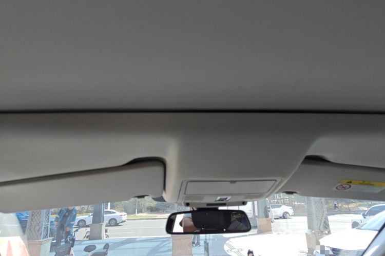 Used Land Rover Discovery Sport 2019 240 PS SE Version China V Standard Headliner