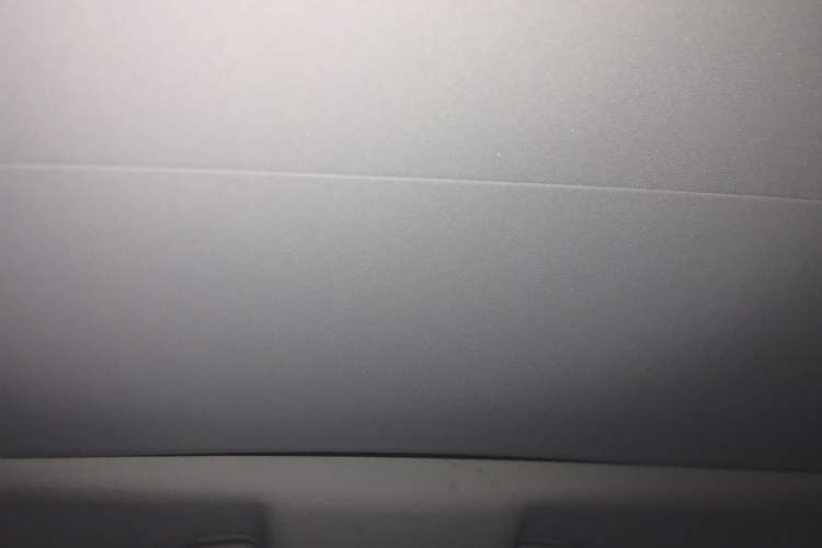 Used Land Rover Discovery Sport 2019 240 PS SE Version China VI Standard Headliner