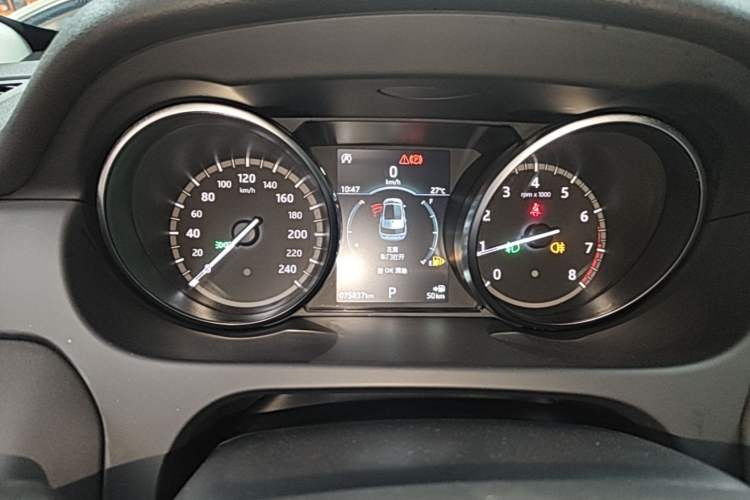 Used Land Rover Discovery Sport 2019 240 PS SE Version China VI Standard Instrument Cluster