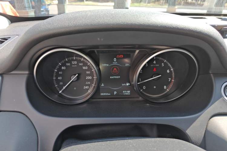 Used Land Rover Discovery Sport 2019 240 PS SE Version China V Standard Instrument Cluster