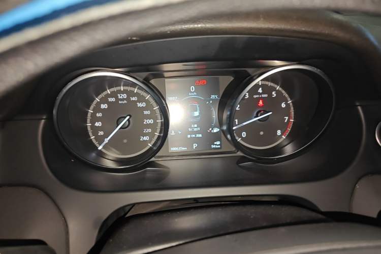 Used Land Rover Discovery Sport 2019 240 PS PURE Edition China V Standard Instrument Cluster
