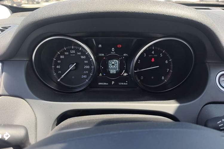 Used Land Rover Discovery Sport 2019 240 PS SE Version China V Standard Instrument Cluster