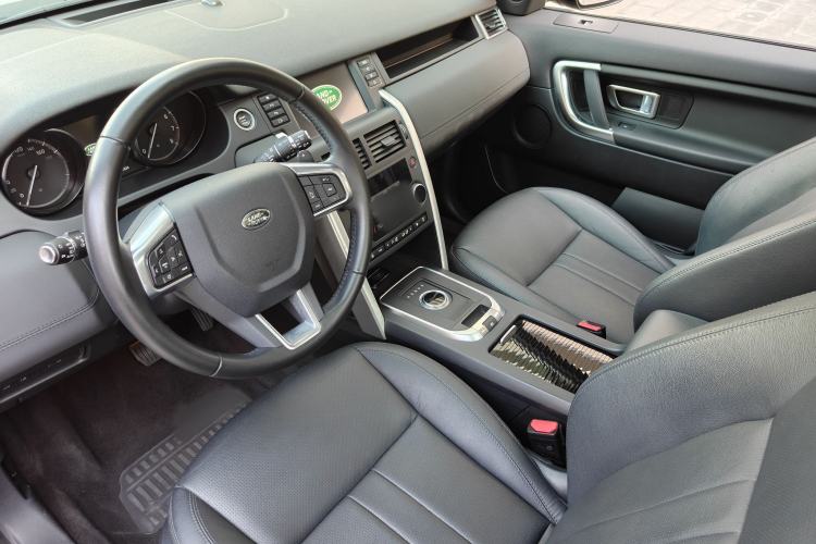 Used Land Rover Discovery Sport 2019 240 PS SE Version China V Standard Interior 11