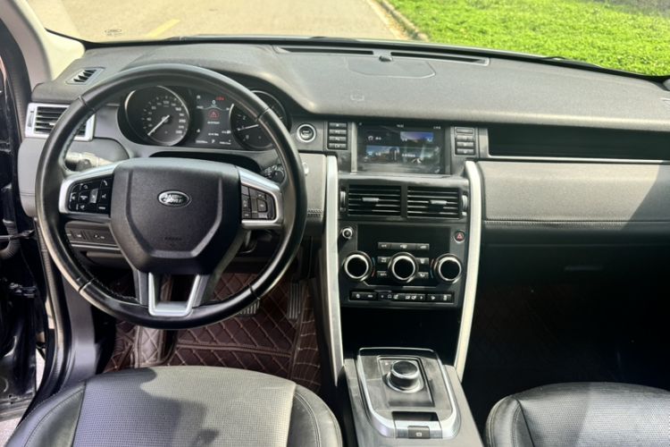Used Land Rover Discovery Sport 2019 240 PS SE Version China VI Standard Interior 2