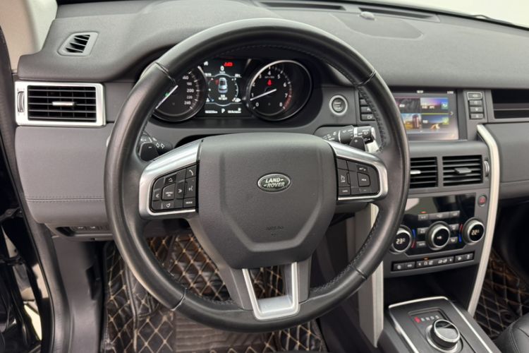 Used Land Rover Discovery Sport 2019 240 PS SE Version China VI Standard Interior 2
