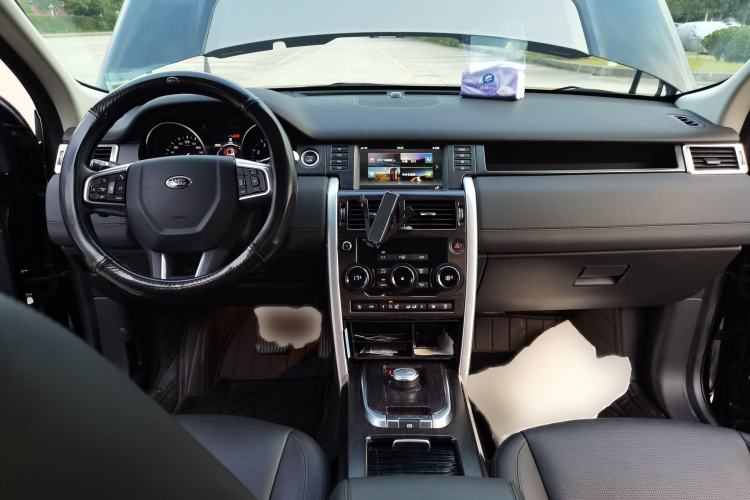 Used Land Rover Discovery Sport 2019 240 PS SE Version China VI Standard Interior 2