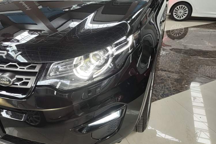 Used Land Rover Discovery Sport 2019 240 PS SE Version China VI Standard Left Front Headlight