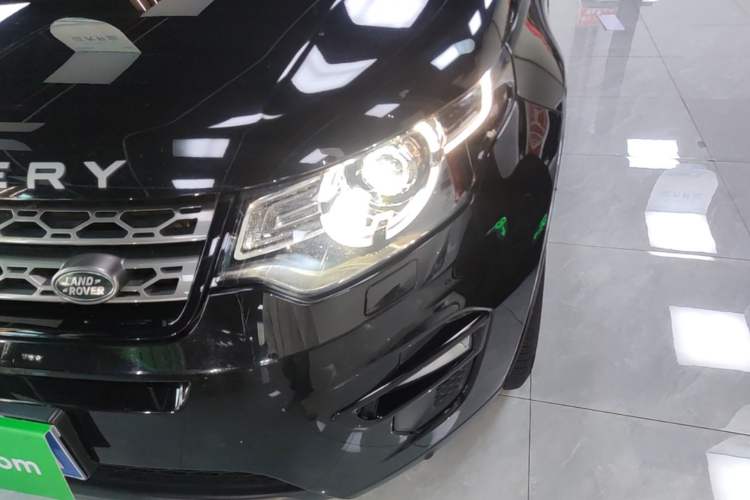 Used Land Rover Discovery Sport 2019 240 PS SE Version China VI Standard Left Front Headlight