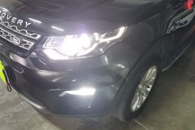 Used Land Rover Discovery Sport 2019 240 PS SE Version China VI Standard Left Front Headlight