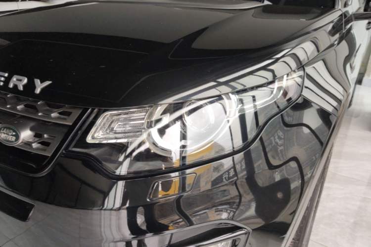 Used Land Rover Discovery Sport 2019 240 PS SE Version China VI Standard Left Front Headlight