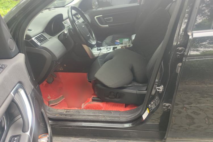 Used Land Rover Discovery Sport 2019 240 PS SE Version China VI Standard Left Front Seat