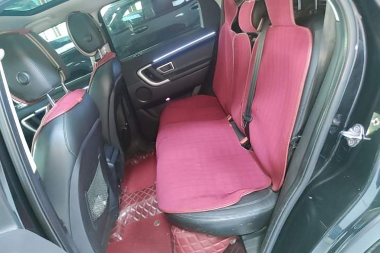 Used Land Rover Discovery Sport 2019 240 PS SE Version China VI Standard Left Rear Seat