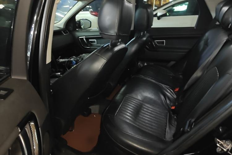 Used Land Rover Discovery Sport 2019 240 PS PURE Edition China V Standard Left Rear Seat