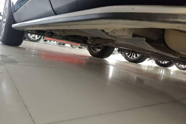 Used Land Rover Discovery Sport 2019 240 PS SE Version China VI Standard Left Side Sill