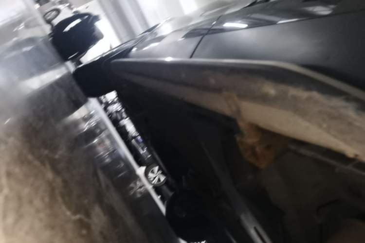 Used Land Rover Discovery Sport 2019 240 PS SE Version China VI Standard Left Side Sill