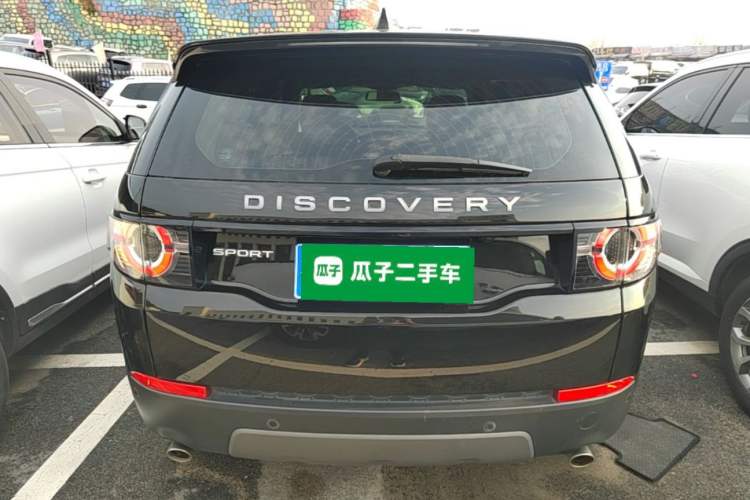 Used Land Rover Discovery Sport 2019 240 PS SE Version China VI Standard Rear