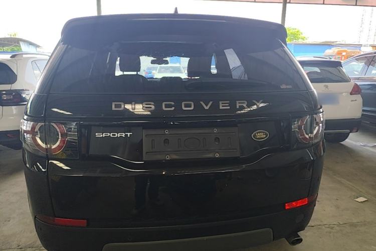 Used Land Rover Discovery Sport 2019 240 PS SE Version China VI Standard Rear