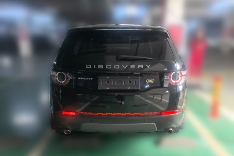 Used Land Rover Discovery Sport 2019 240 PS SE Version China VI Standard Rear