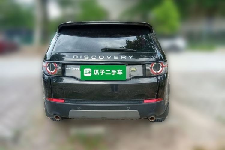Used Land Rover Discovery Sport 2019 240 PS SE Version China VI Standard Rear