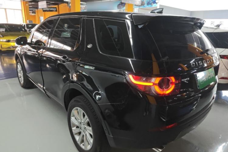 Used Land Rover Discovery Sport 2019 240 PS SE Version China VI Standard Rear Left 45 Deg