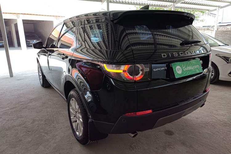 Used Land Rover Discovery Sport 2019 240 PS SE Version China VI Standard Rear Left 45 Deg