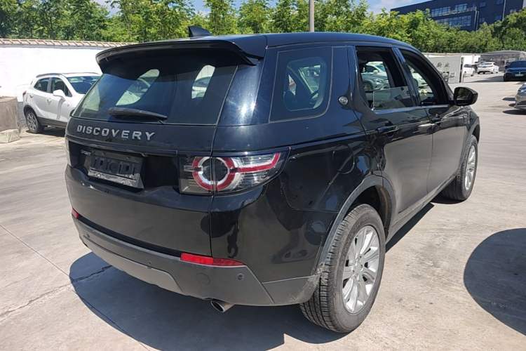 Used Land Rover Discovery Sport 2019 240 PS SE Version China V Standard Rear Right 45 Deg