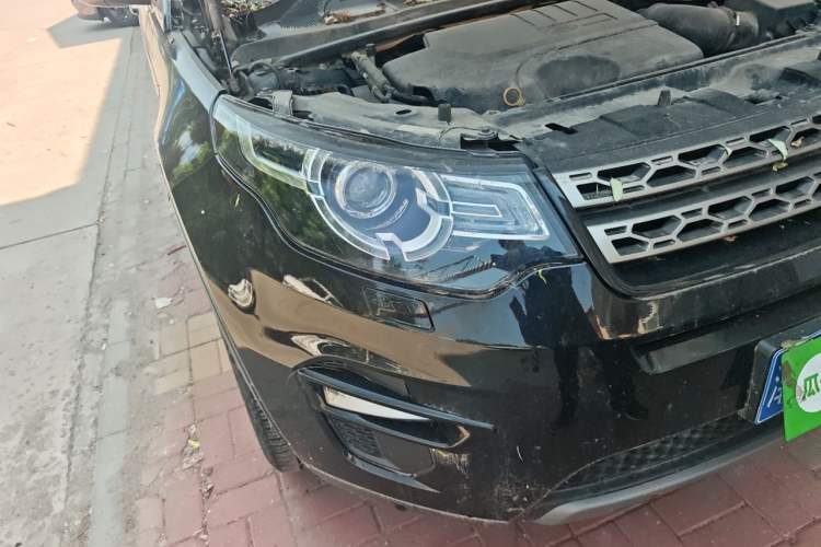 Used Land Rover Discovery Sport 2019 240 PS SE Version China V Standard Right Front Headlight