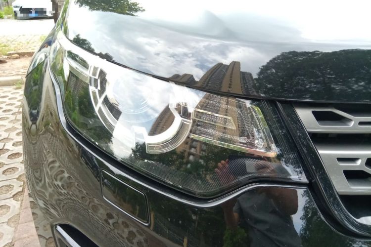 Used Land Rover Discovery Sport 2019 240 PS SE Version China VI Standard Right Front Headlight