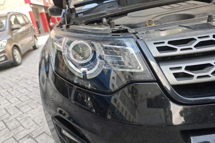 Used Land Rover Discovery Sport 2019 240 PS PURE Edition China VI Standard Right Front Headlight