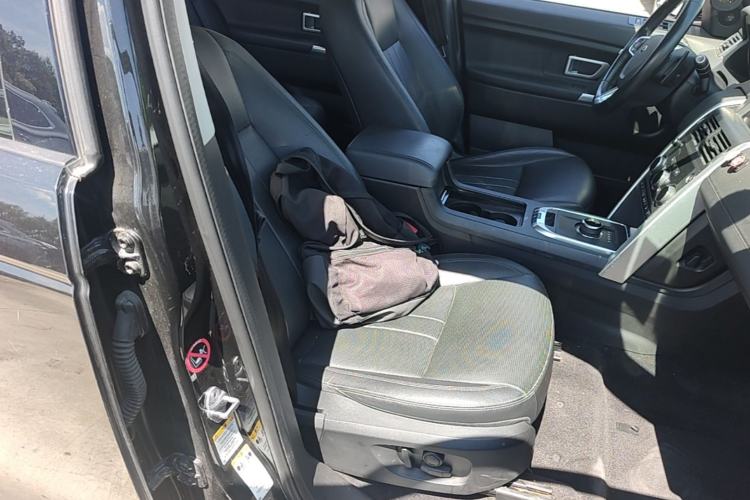 Used Land Rover Discovery Sport 2019 240 PS SE Version China V Standard Right Front Seat