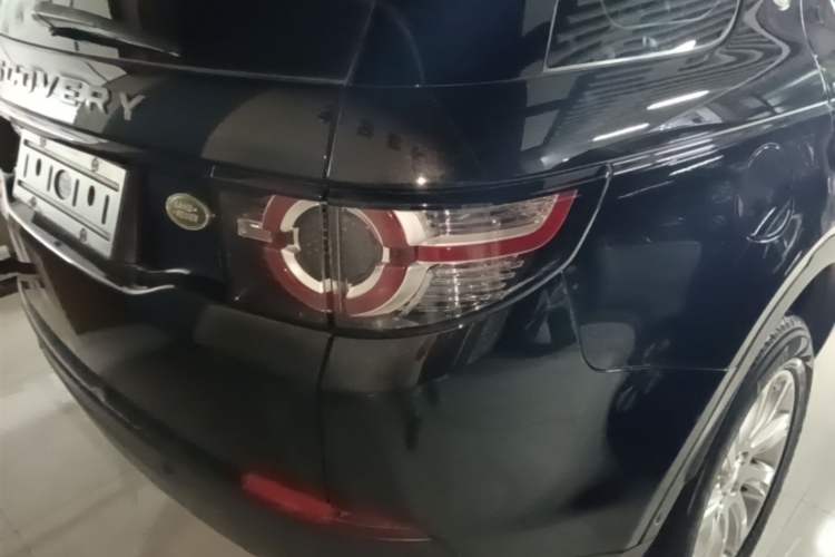 Used Land Rover Discovery Sport 2019 240 PS SE Version China VI Standard Right Rear Taillight