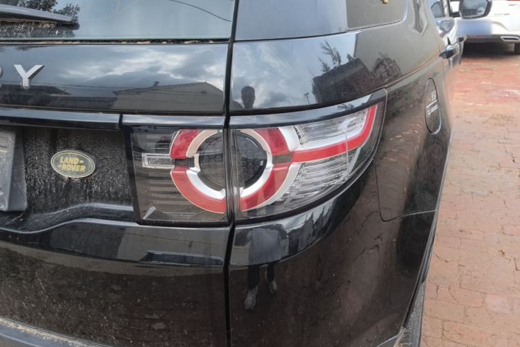 Used Land Rover Discovery Sport 2019 240 PS SE Version China VI Standard Right Rear Taillight
