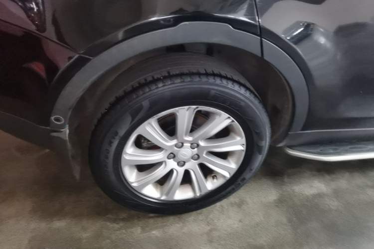 Used Land Rover Discovery Sport 2019 240 PS SE Version China VI Standard Right Rear Wheel Hub