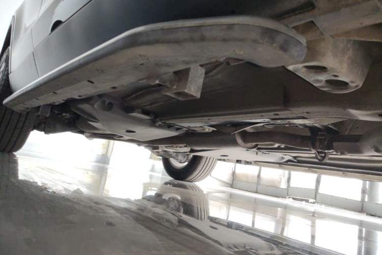 Used Land Rover Discovery Sport 2019 240 PS SE Version China VI Standard Right Side Sill
