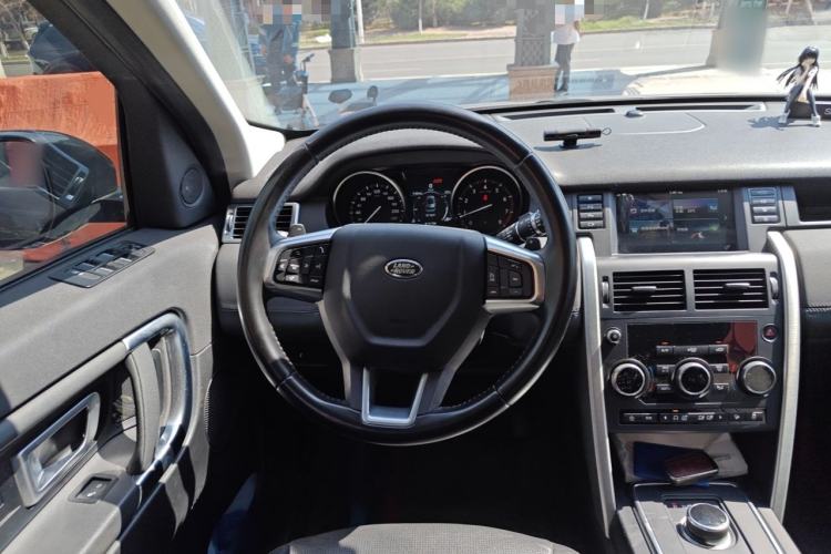 Used Land Rover Discovery Sport 2019 240 PS SE Version China V Standard Steering Wheel