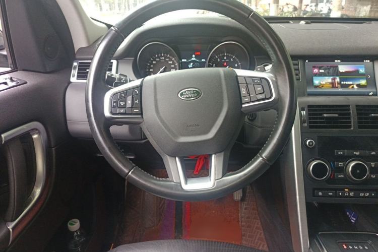 Used Land Rover Discovery Sport 2019 240 PS SE Version China V Standard Steering Wheel