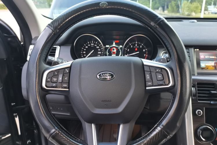 Used Land Rover Discovery Sport 2019 240 PS SE Version China VI Standard Steering Wheel